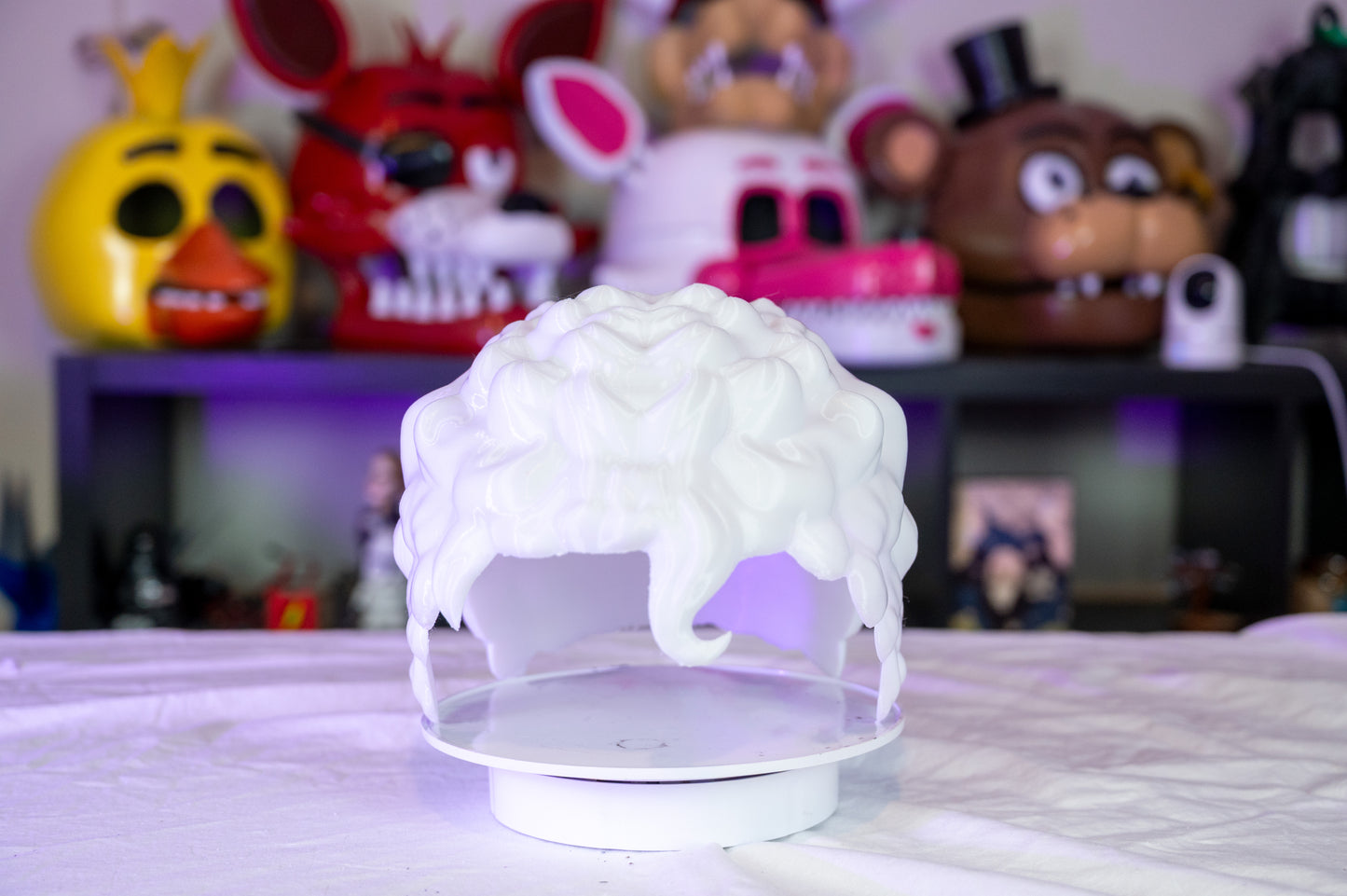 3D Printed Ivory Toupee Helmet β Community TV Show Cosplay Prop β Fits Up to 25 Inch Heads β Funny Costume Accessory