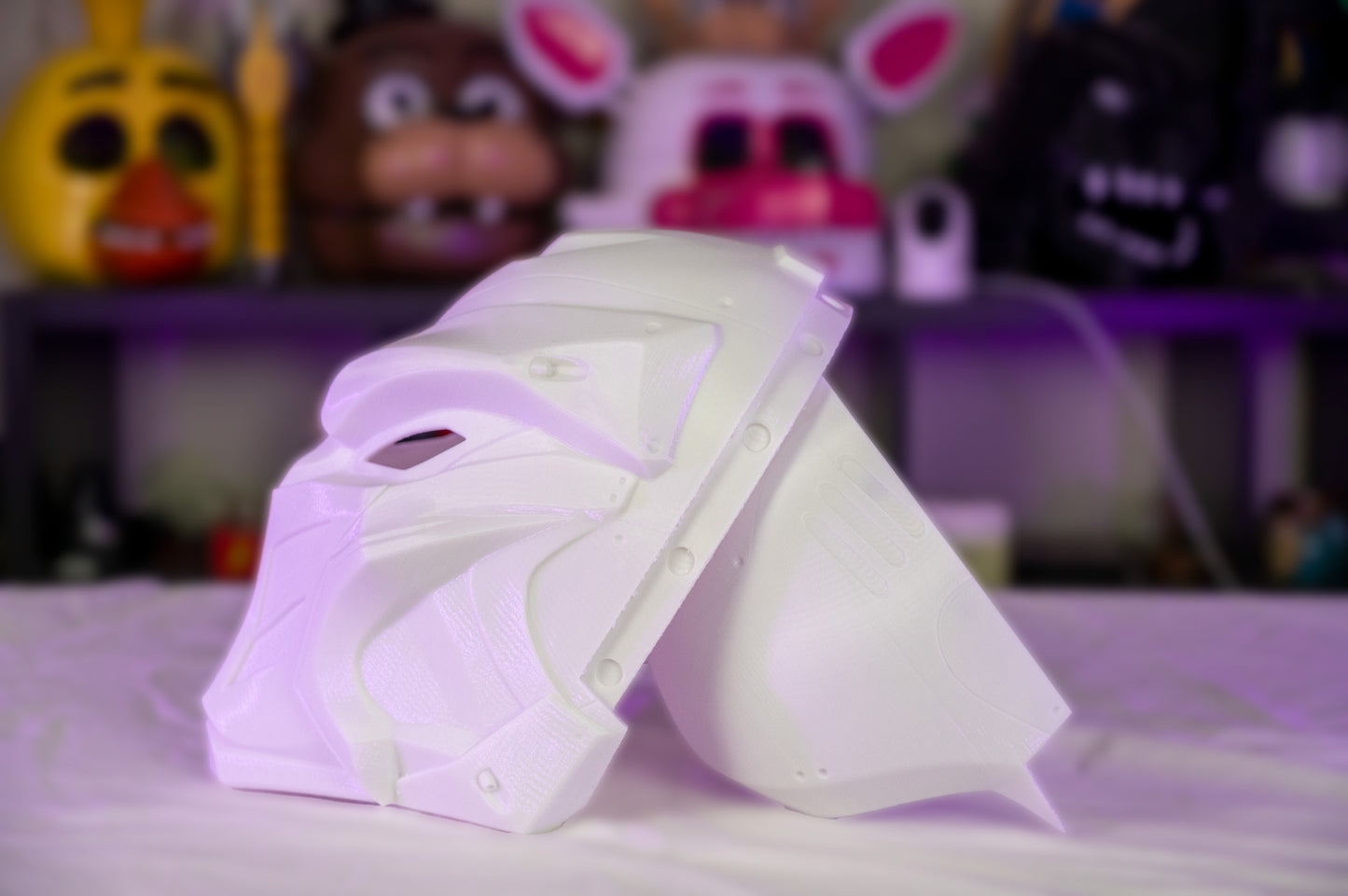 3D-Printed Moon Knight Helmet With Accompanying Crescent Blades