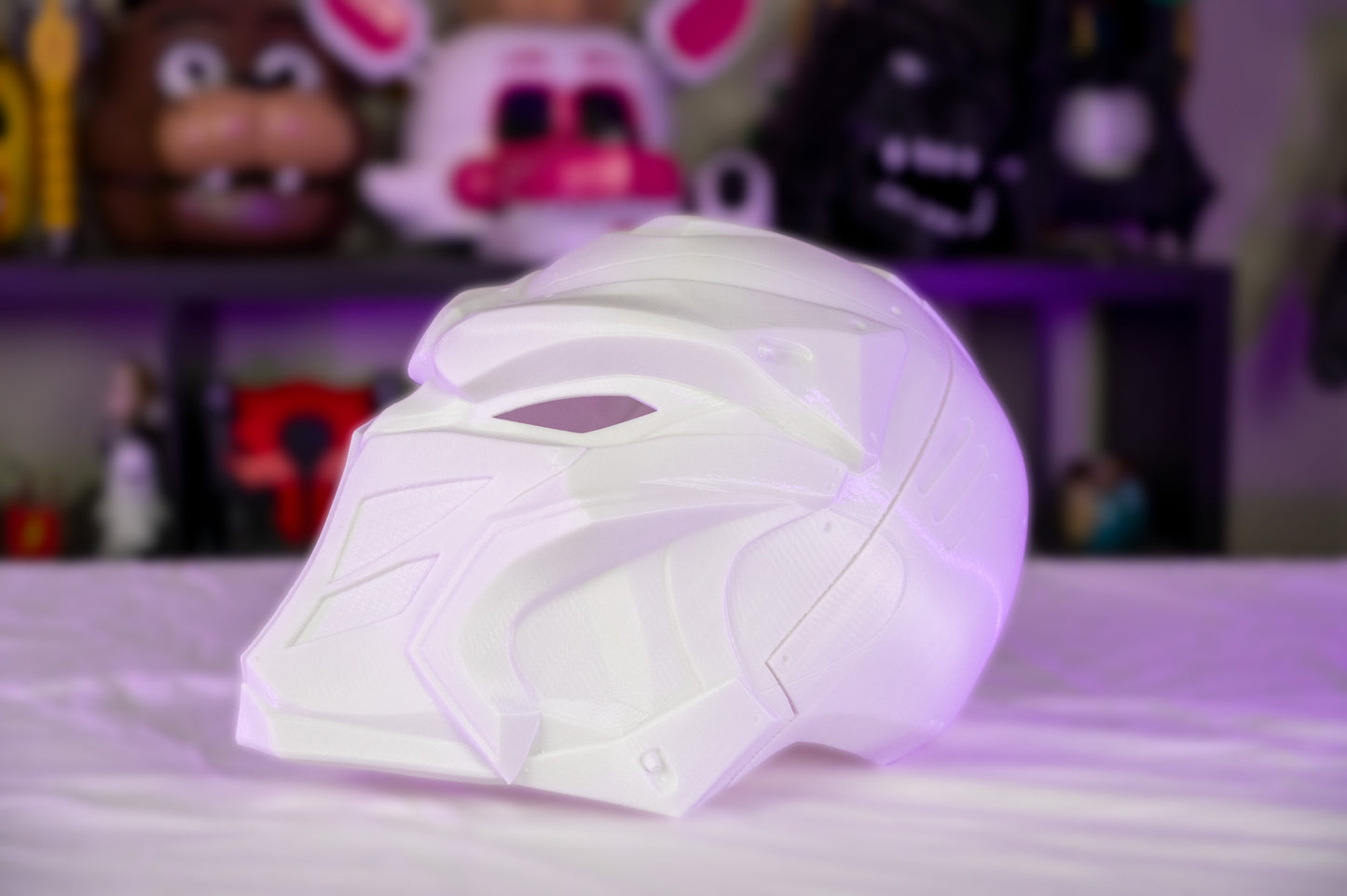 3D-Printed Moon Knight Helmet With Accompanying Crescent Blades