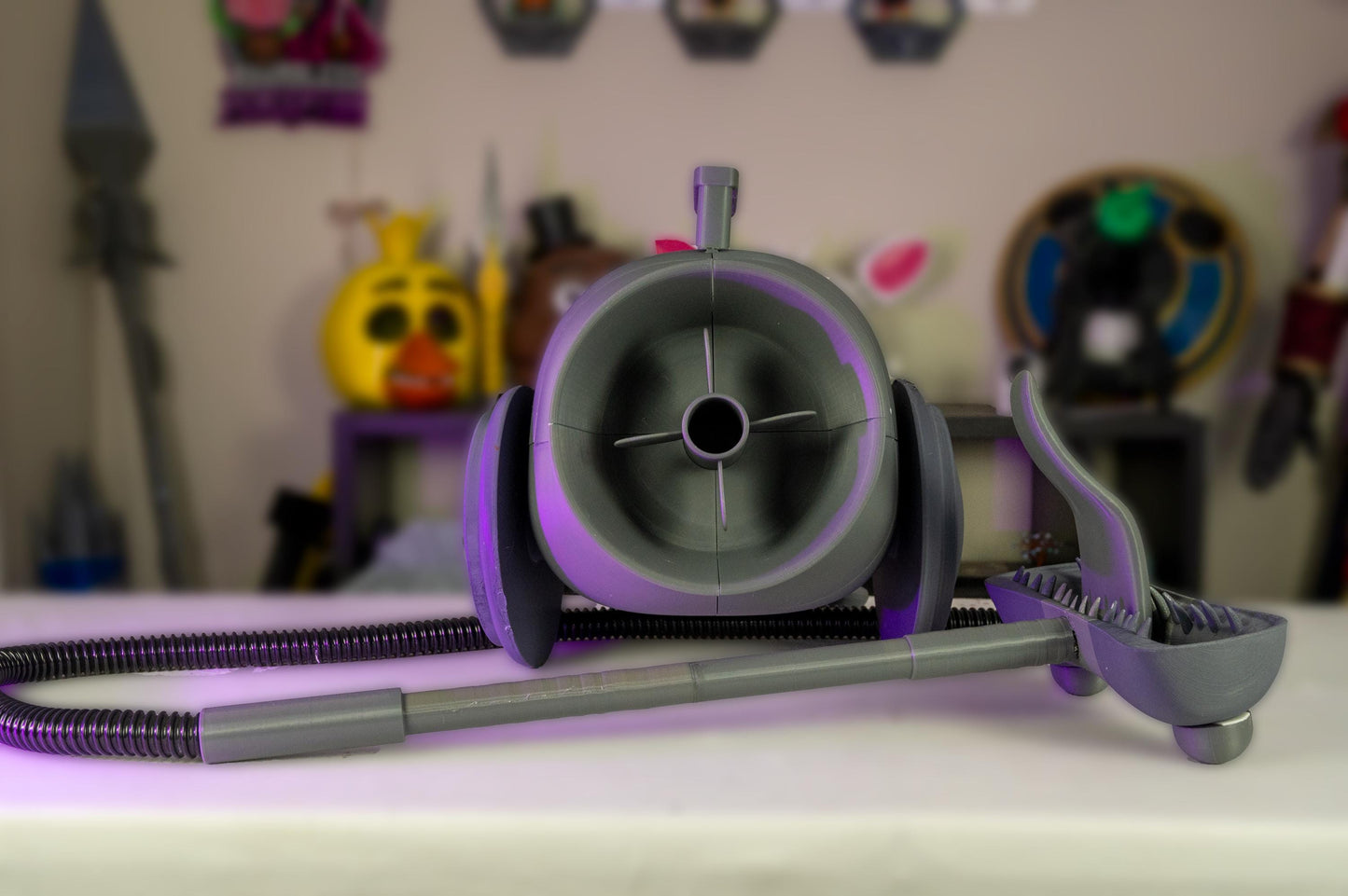 3D-Printed Shizuku Murasaki Blinky Vacuum Cosplay Prop from Hunter x Hunter