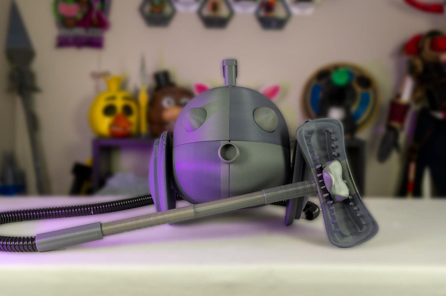 3D-Printed Shizuku Murasaki Blinky Vacuum Cosplay Prop from Hunter x Hunter