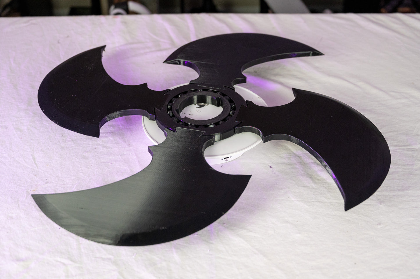 Spinning Final Fantasy Ninja Class Fuma Shuriken 3d printed Cosplay Ninja Prop