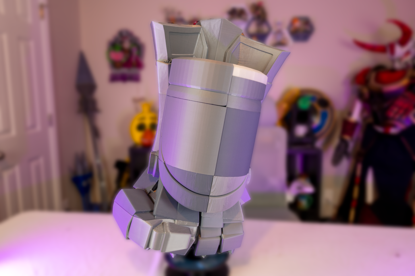 VI League Of Legends Atlas Gauntlets 3D-Printed Cosplay Prop