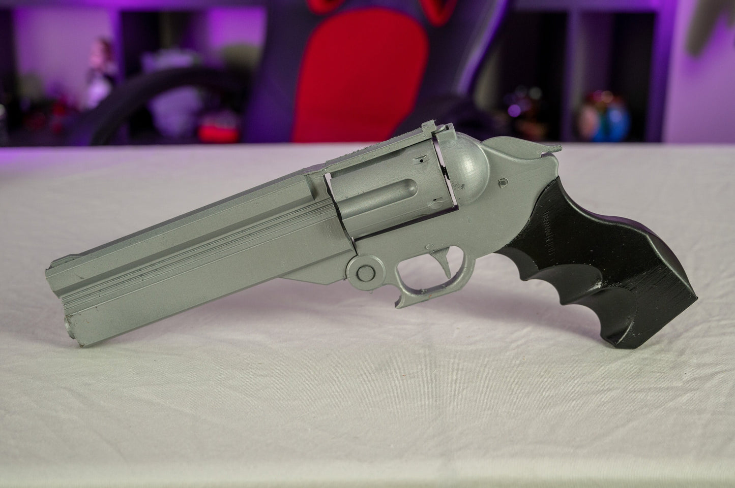 Vash and Knives Prop Blaster TOY NOT REAL Replica Colt .45 Cosplay Anime Video Game Prop For Cosplay